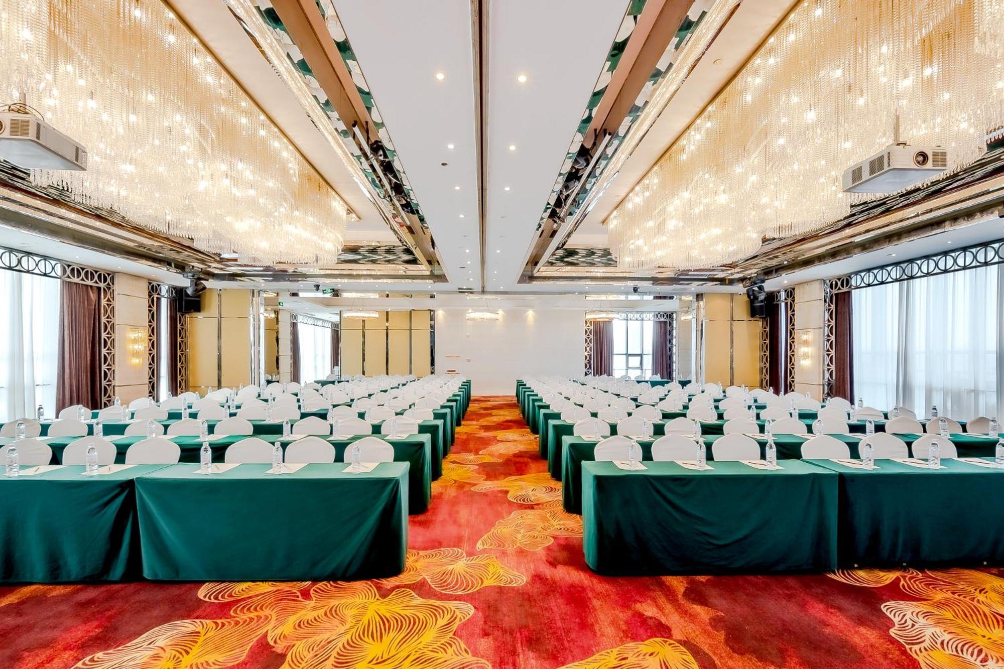 Celebrity Upper Class Hotel Çengdu Dış mekan fotoğraf